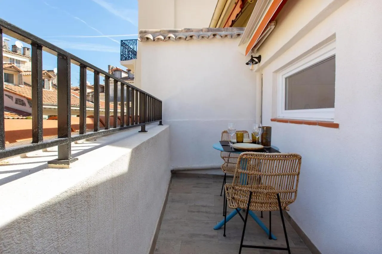 Le Saint Victor Coeur De Cannes 0*,